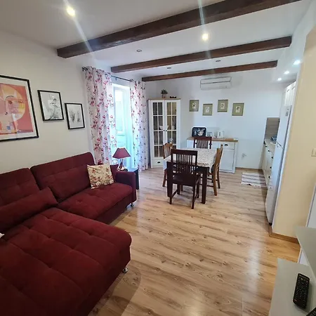 Erna Apartmán Poreč